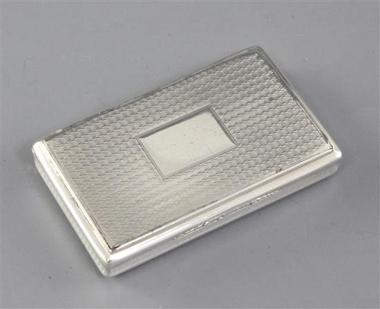 An early Victorian silver snuff box, by Nathaniel Mills, Length 78mm. Weight: 2.2oz/71grms